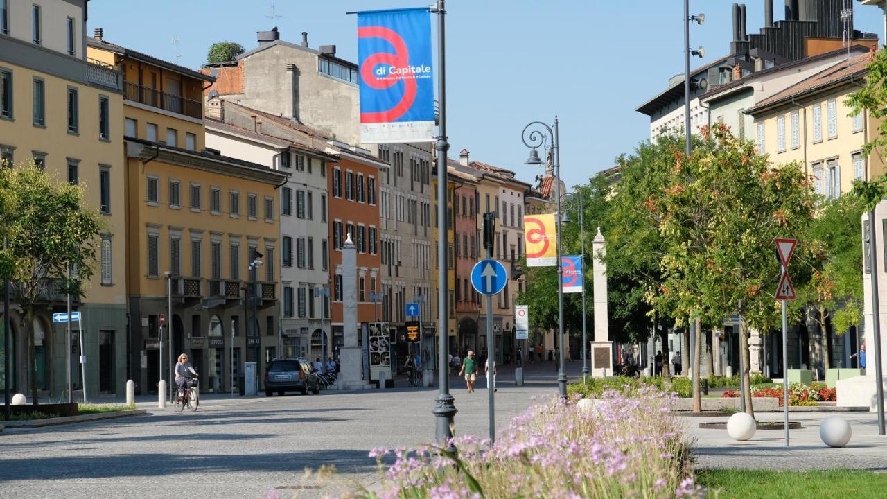 Nxt Station Deluxe Apartment Bergamo Exterior foto